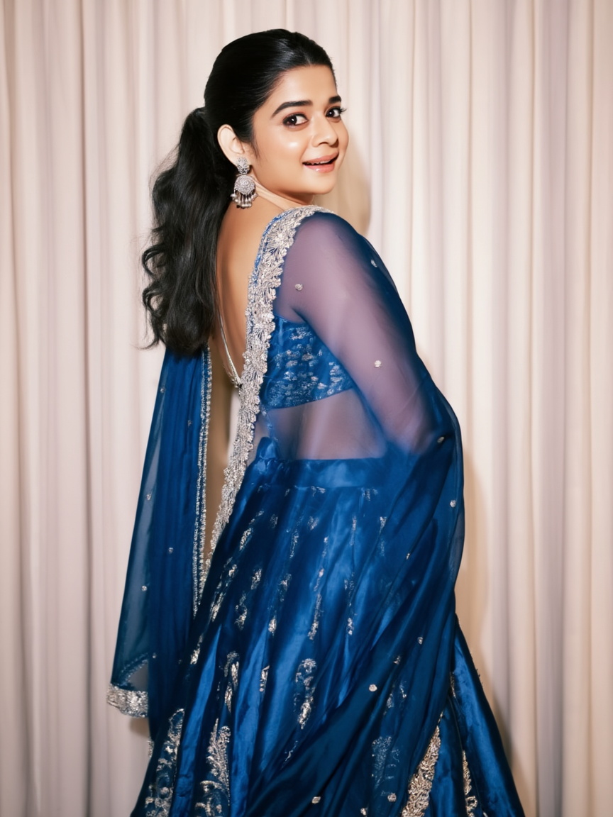 MithilaPalkar c1-st2000