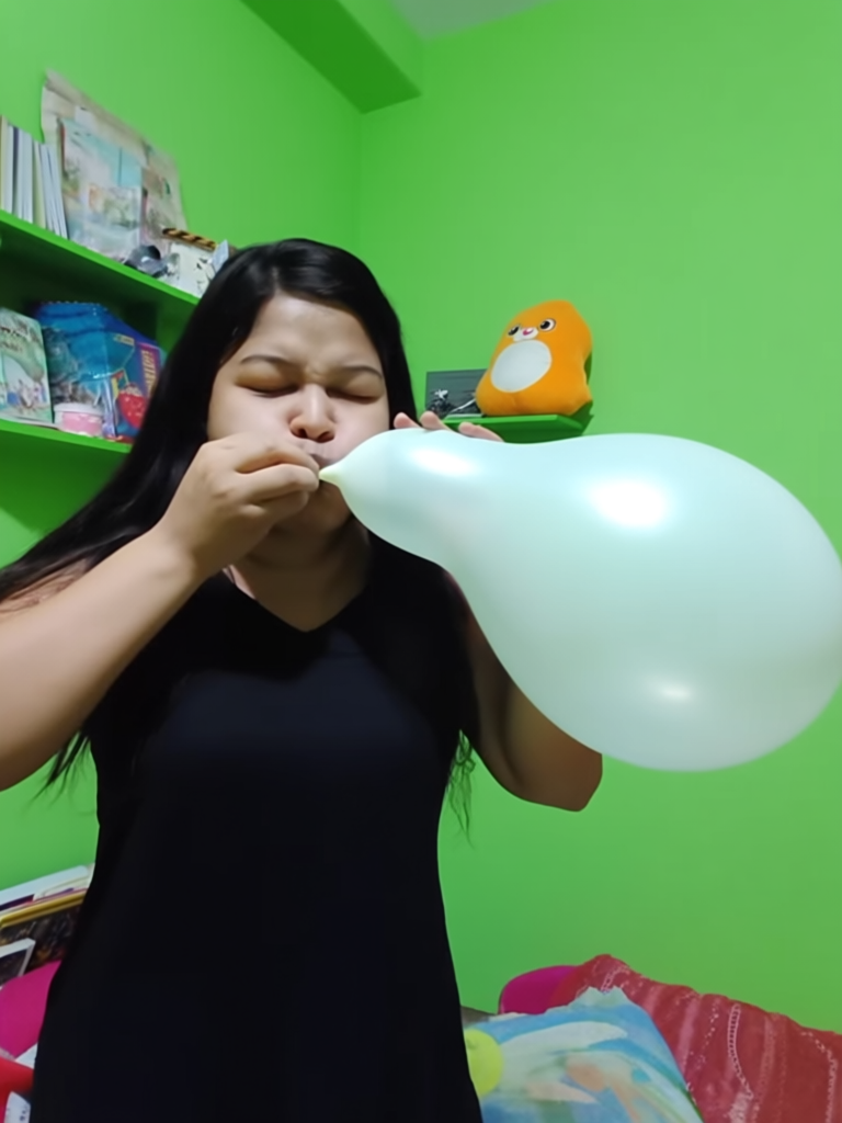 Sideways_balloon_krea