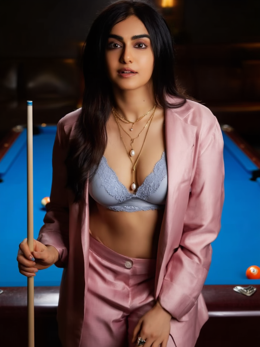 AdahSharma c1-st4000
