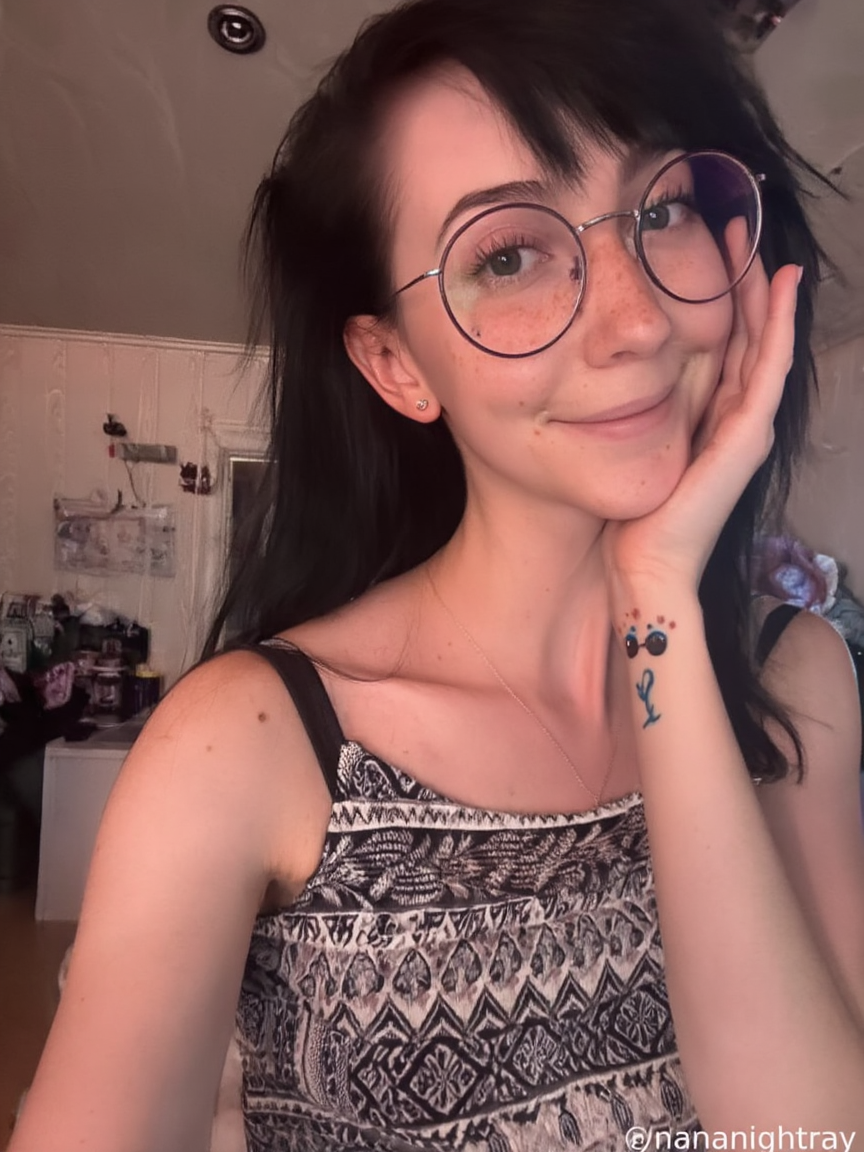 nananightray-no-makeup