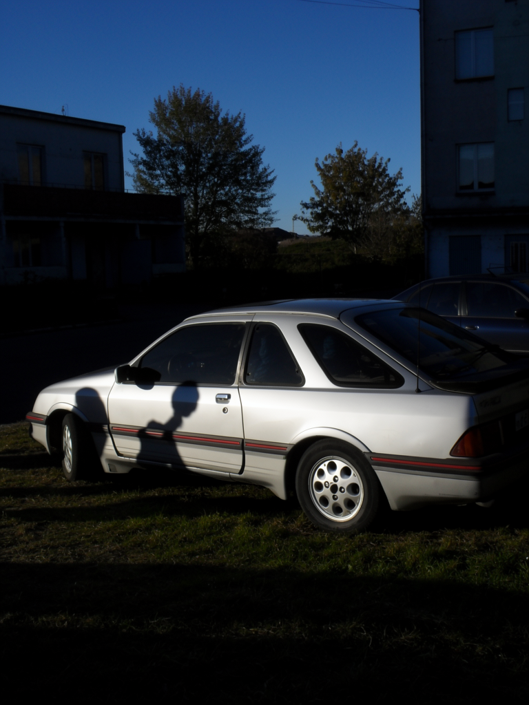 Ford_Sierra_XR4i_FLUX.2-klein-base-9B c1-st2000
