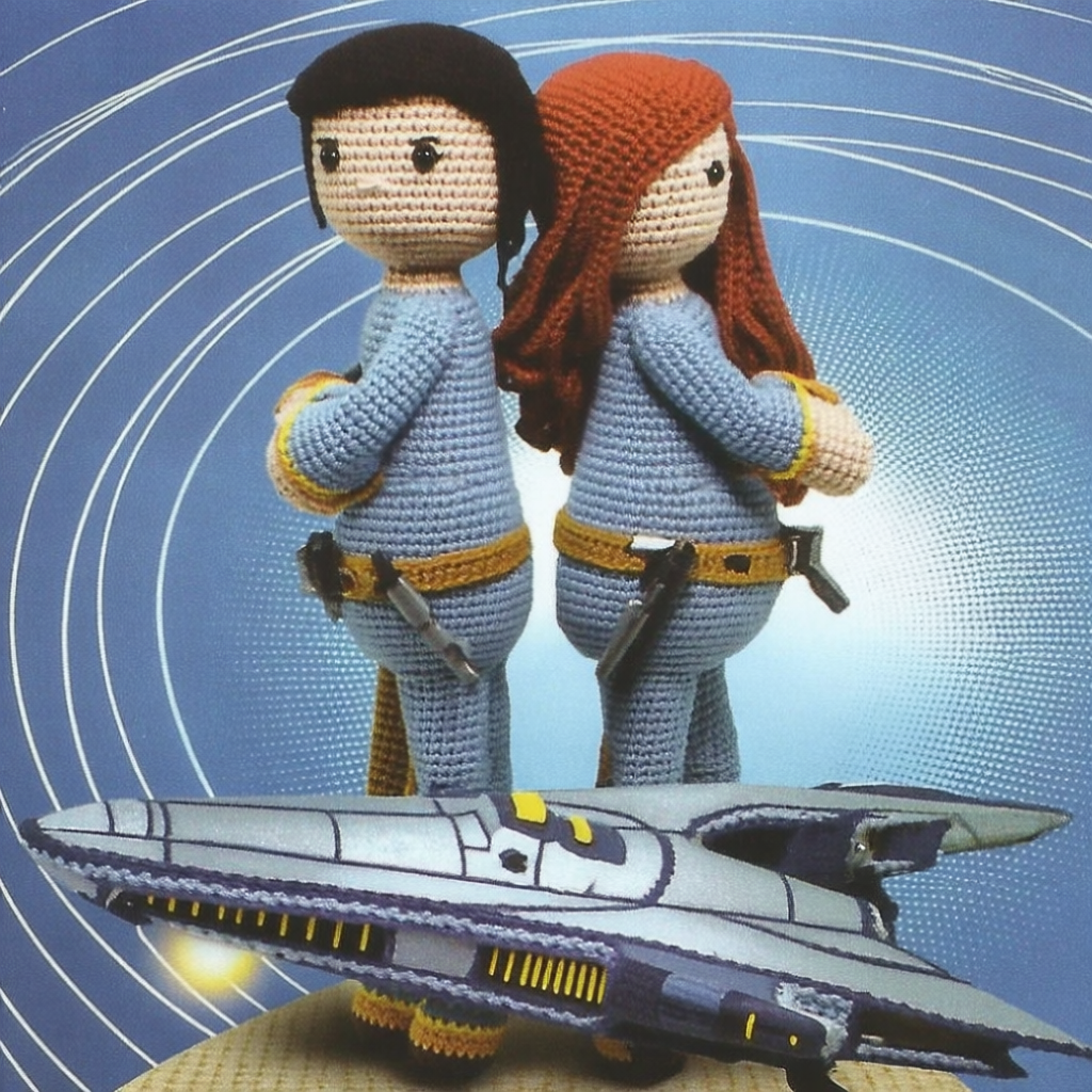 qie2509_crochetted_figures_01 ckpt-20
