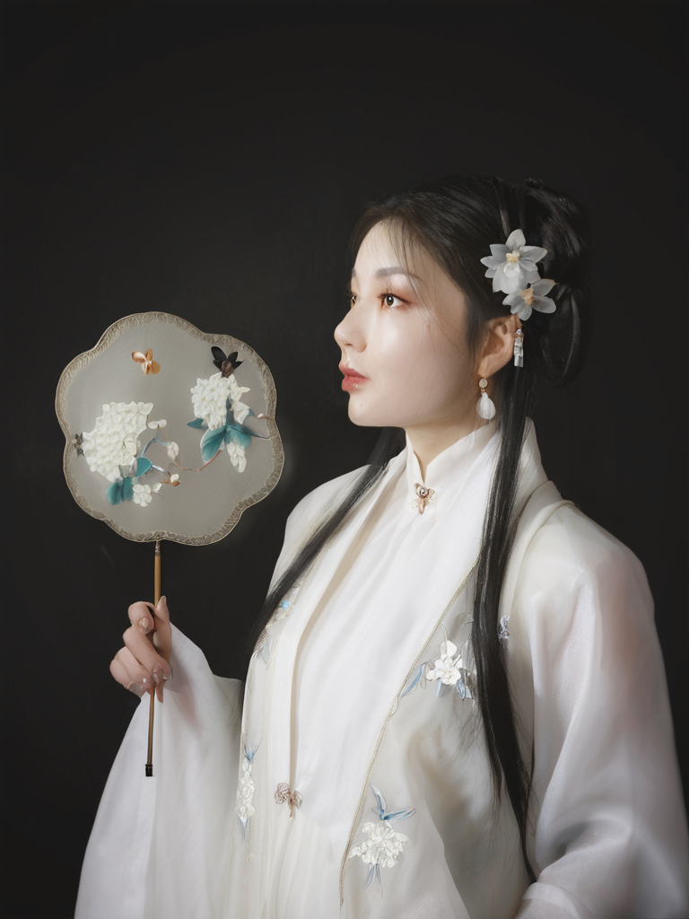 laonansheng/guzhuang-pony-dongyanvxing-v1.0