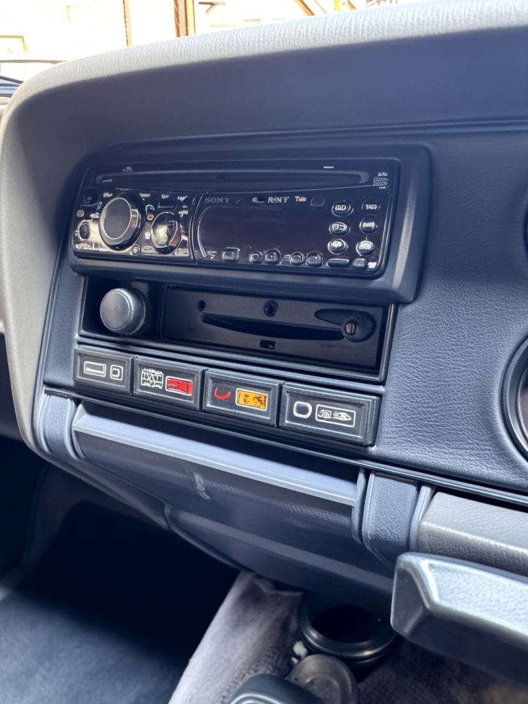 Ford_Capri_2.0_Laser_1987 c1-st2000