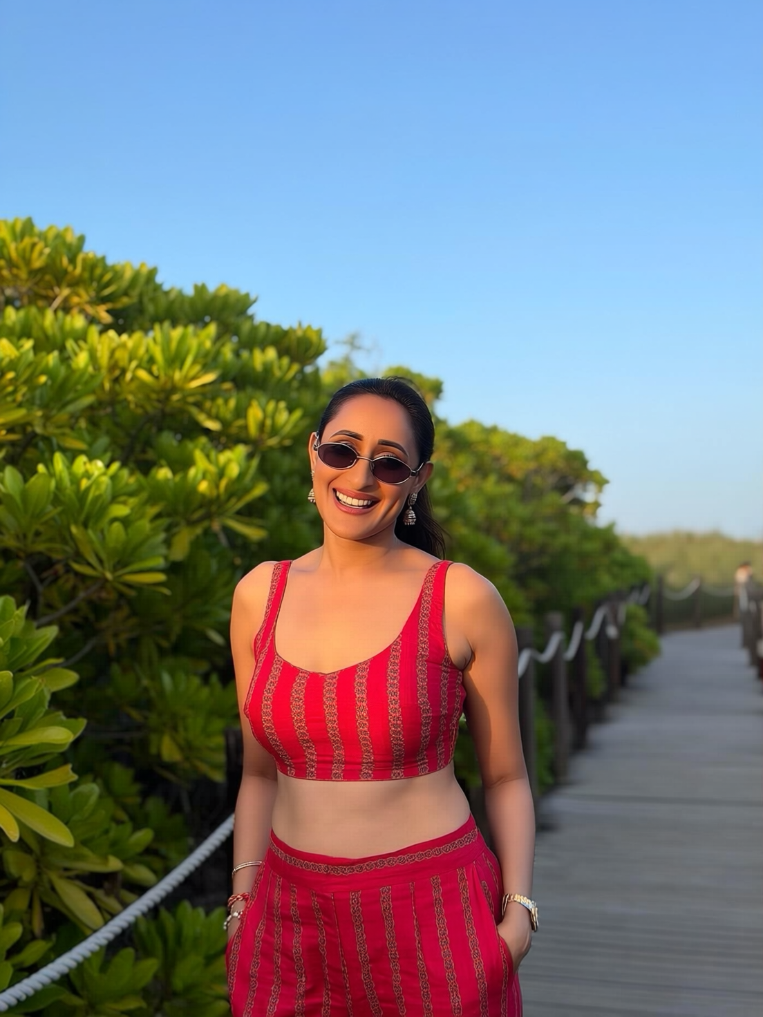 PragyaJaiswal-QI2512 c1-st4000